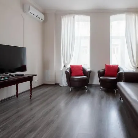 Aparton Nezavisimosti Prospect 52/5 Jacuzzi Apartment *